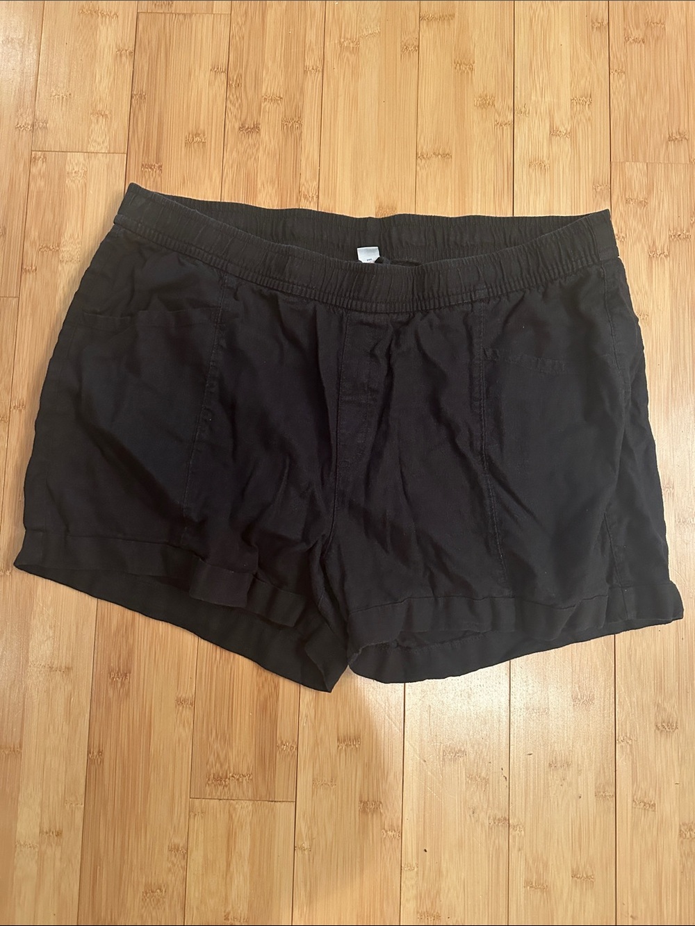 Old Navy Black Women's Pull On Shorts
